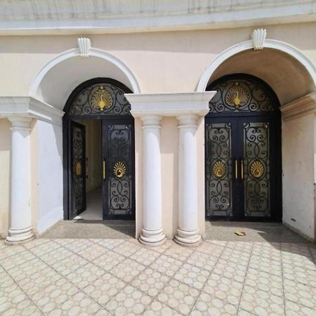 Vrindāvan Lord Krishna Place מראה חיצוני תמונה